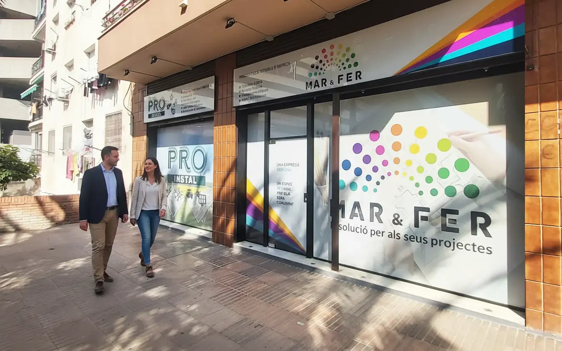 Vinilos para escaparates y cristales comerciales