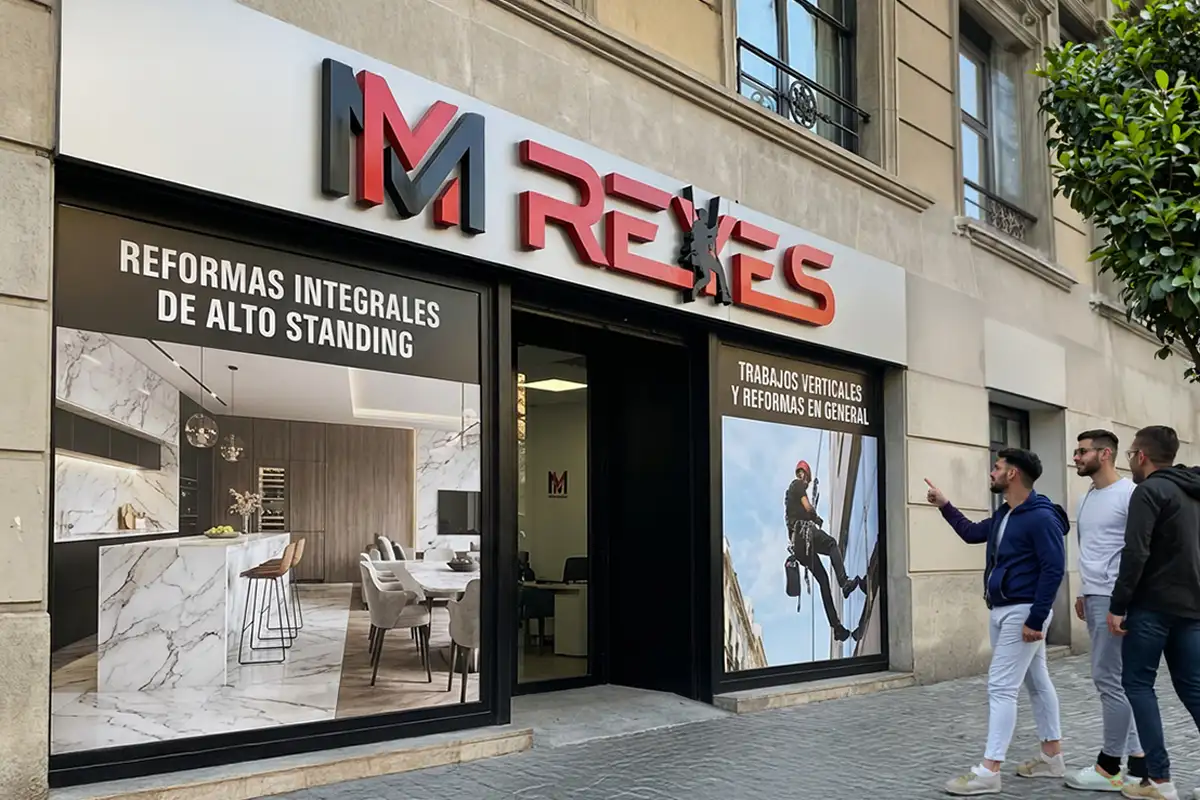 Vinilos comerciales aplicados en escaparates